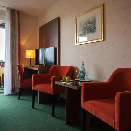 ホテル Berghof 3*